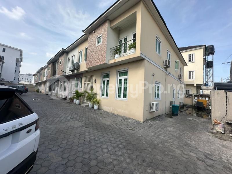 4 bedroom House for rent Ikate Lekki Lagos