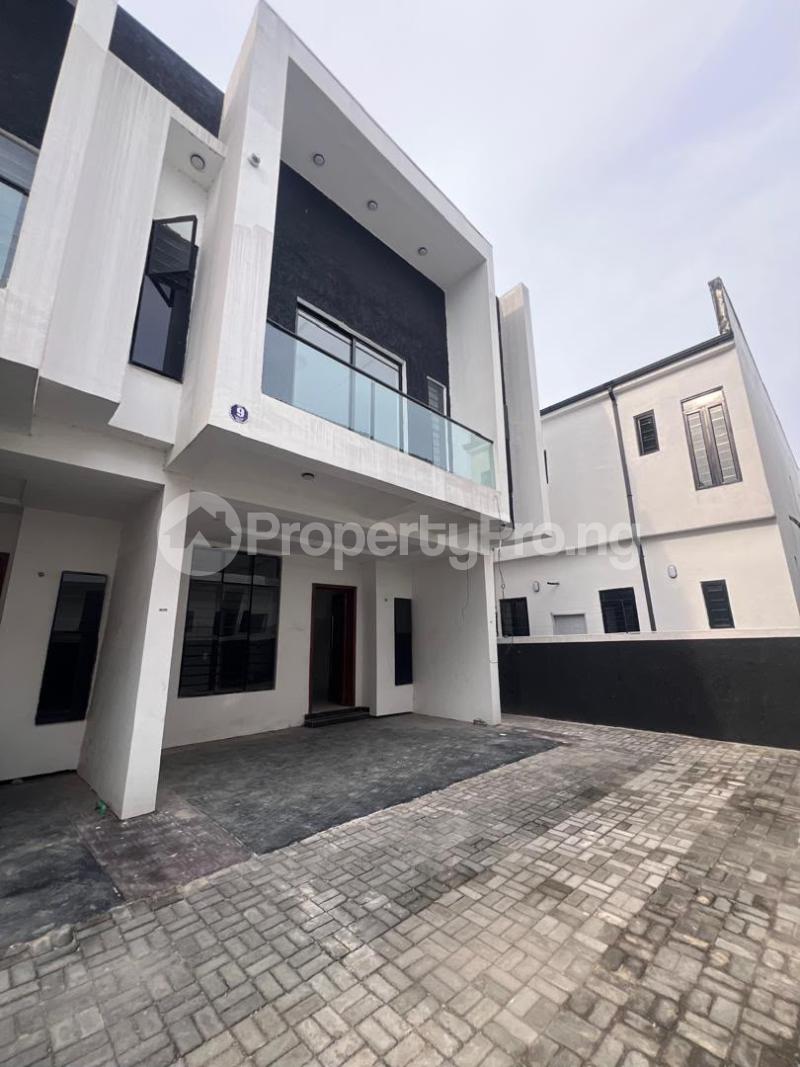 4 bedroom House for rent Ikota Lekki Lagos