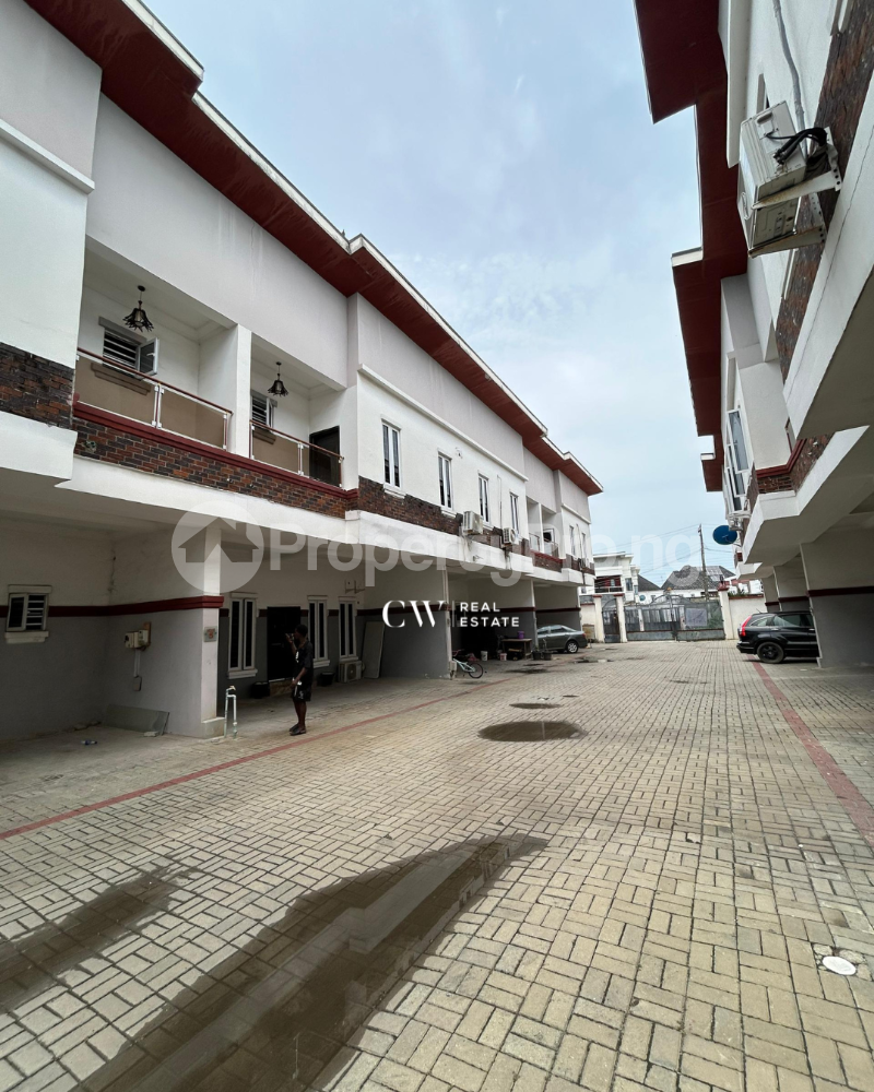 4 bedroom House for rent Lekki Lagos