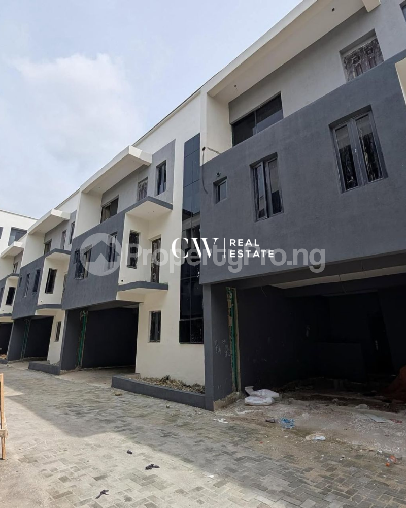 4 bedroom House for sale Lekki Lagos