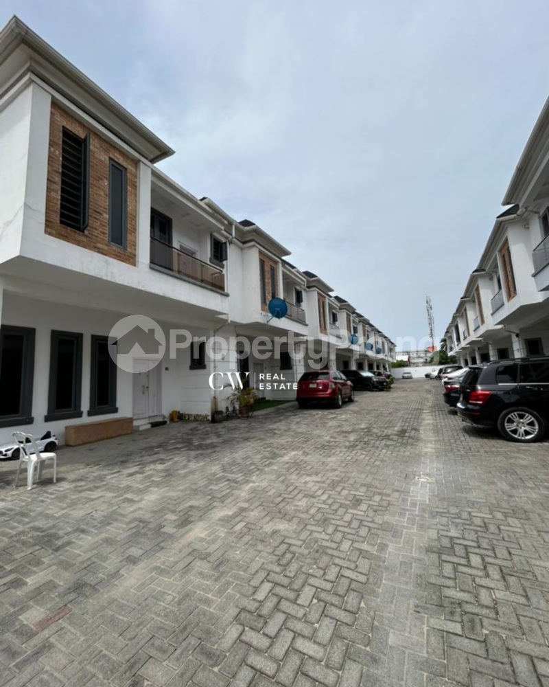 4 bedroom House for rent Lekki Lagos