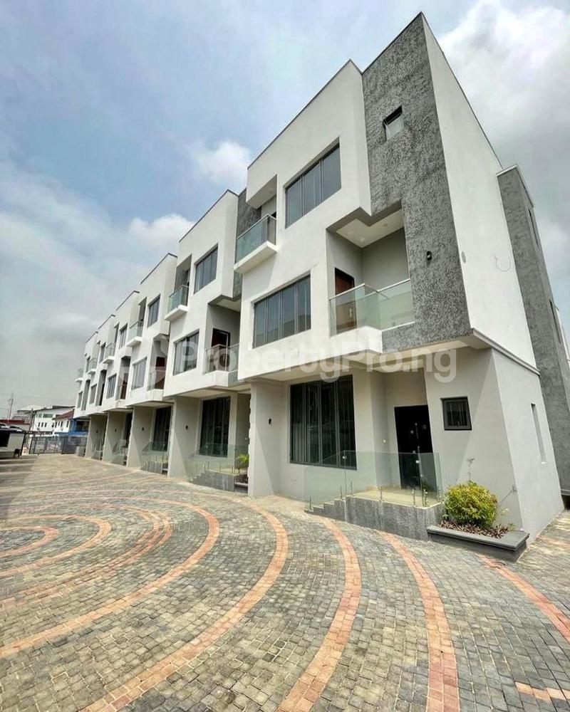 4 Bedroom House in ONIRU Victoria Island Lagos House for rent in
