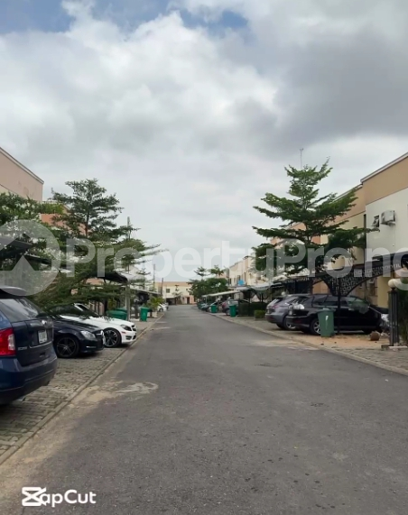 4 bedroom House for rent Brains And Hammers Life Camp Abuja