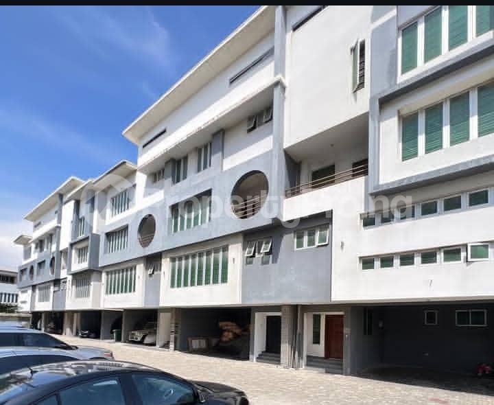 4 bedroom House for rent Ikate Lekki Lagos