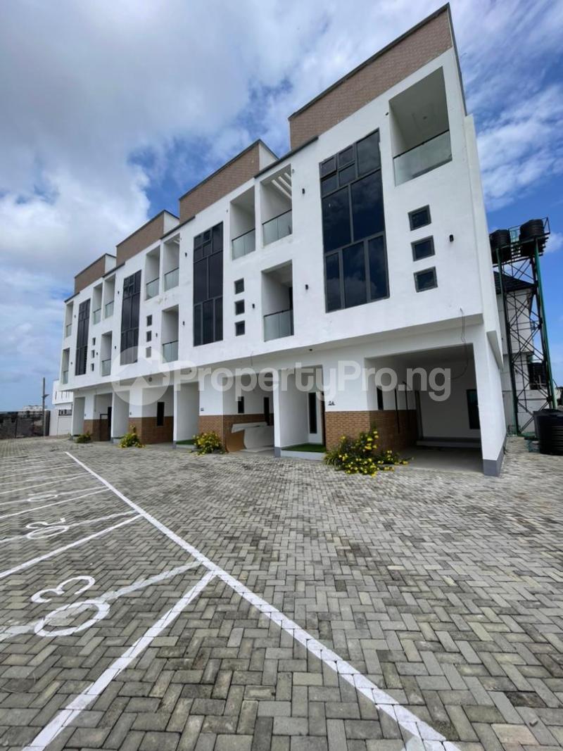 4 bedroom House for sale Chevron Lekki Lagos