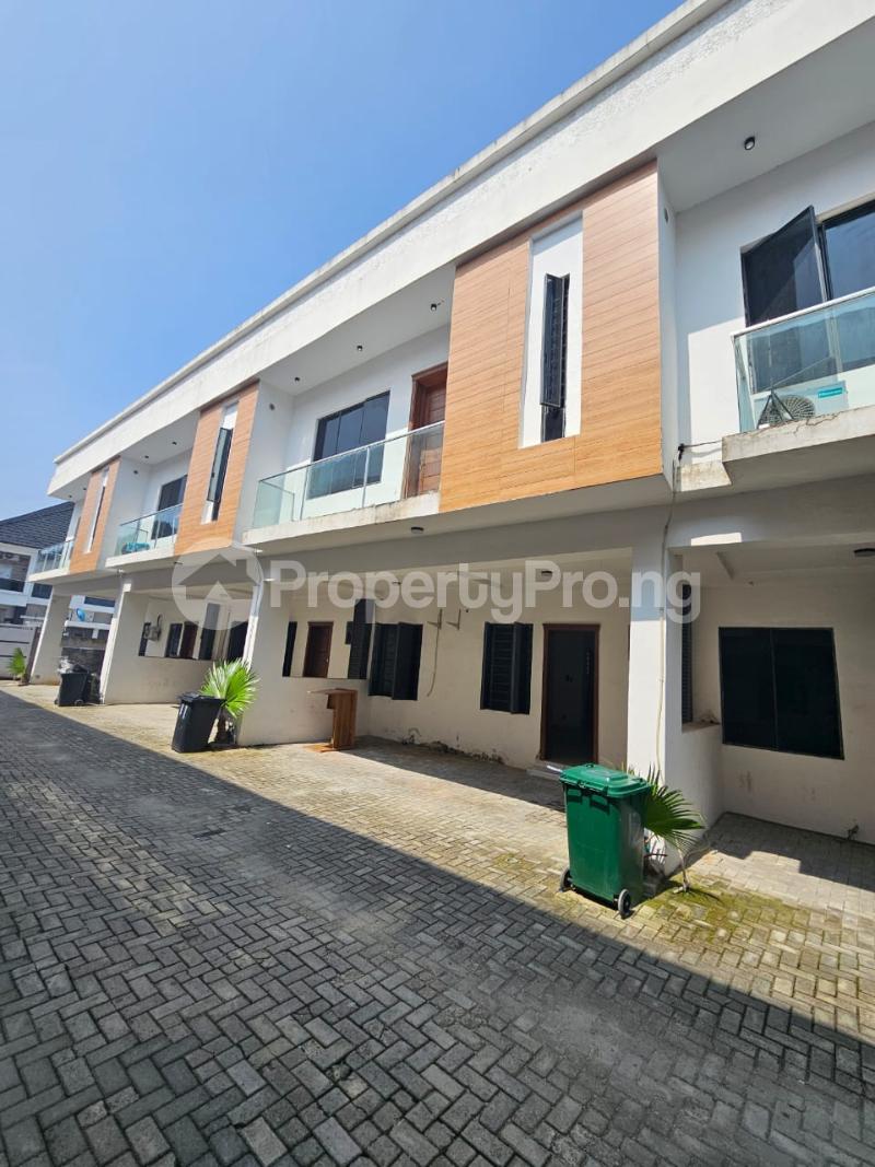4 bedroom House for rent Ikota Lekki Lagos