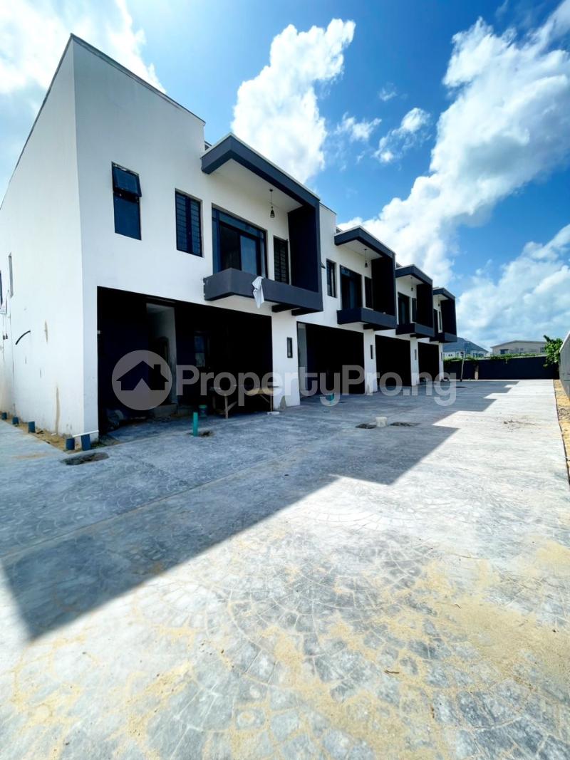 4 bedroom House for sale Ogombo Ajah Lagos