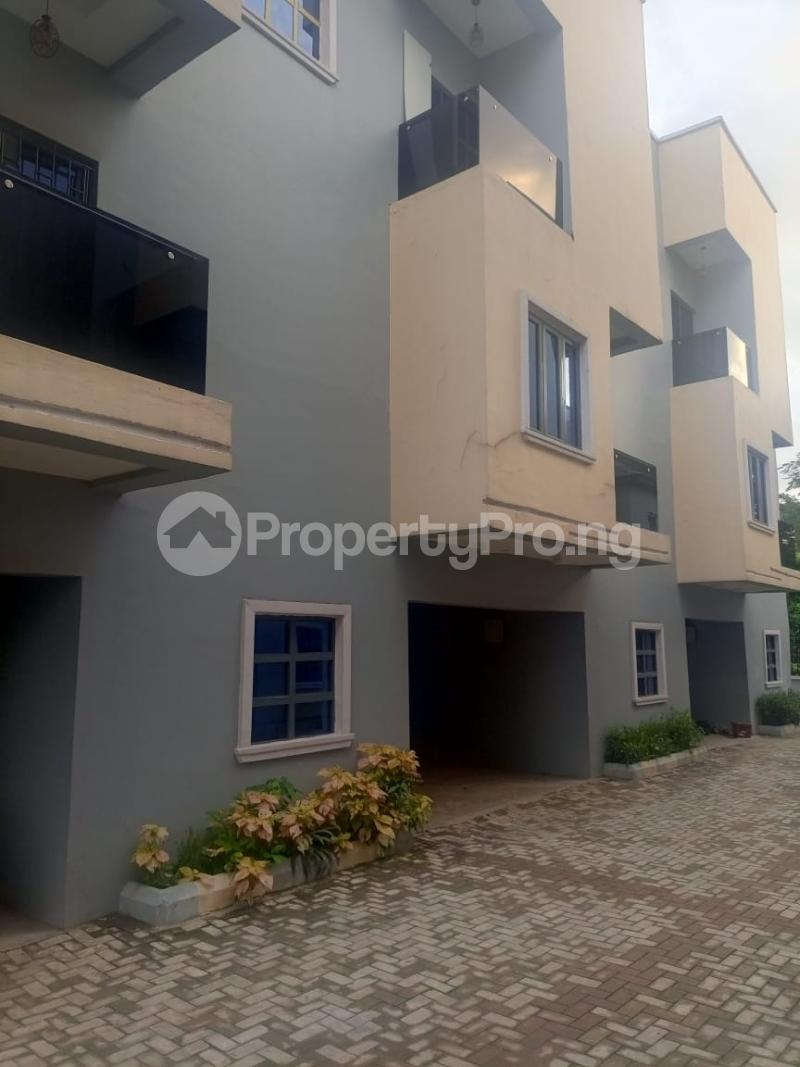 4 bedroom House for sale Yaba Lagos