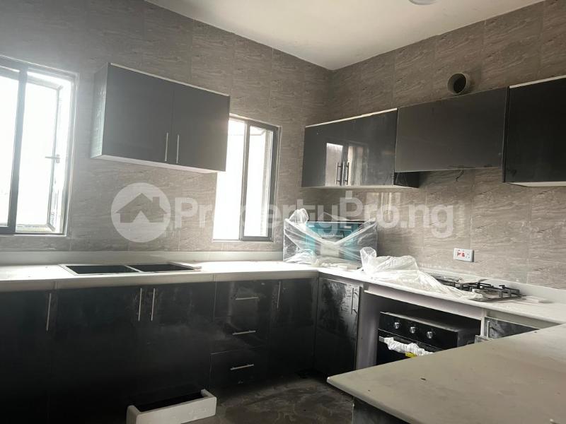 4 bedroom Flat / Apartment for sale Adeniyi Jones Ikeja Lagos