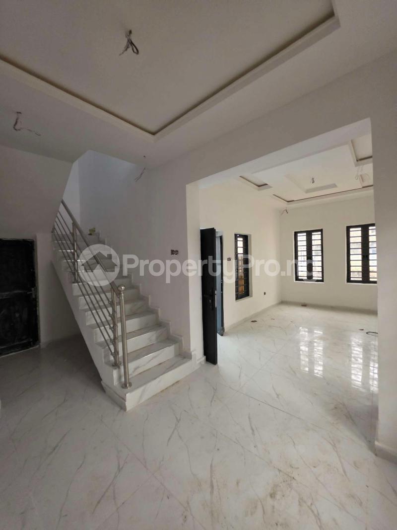 4 bedroom House for sale Off Lekki-Epe Expressway Ajah Lagos