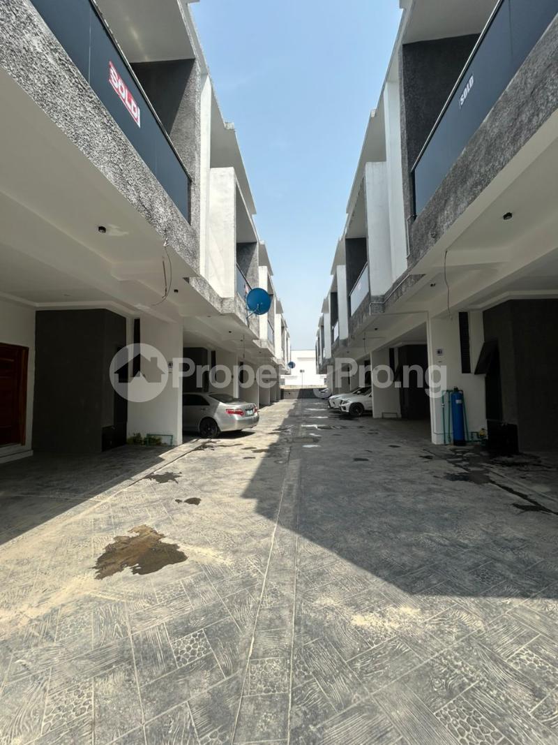 4 bedroom House for sale Ikota Lekki Lagos