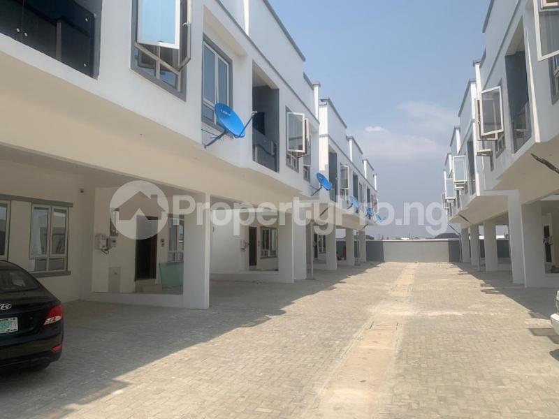 4 bedroom House for rent Orchid Hotel Road Lekki Lagos