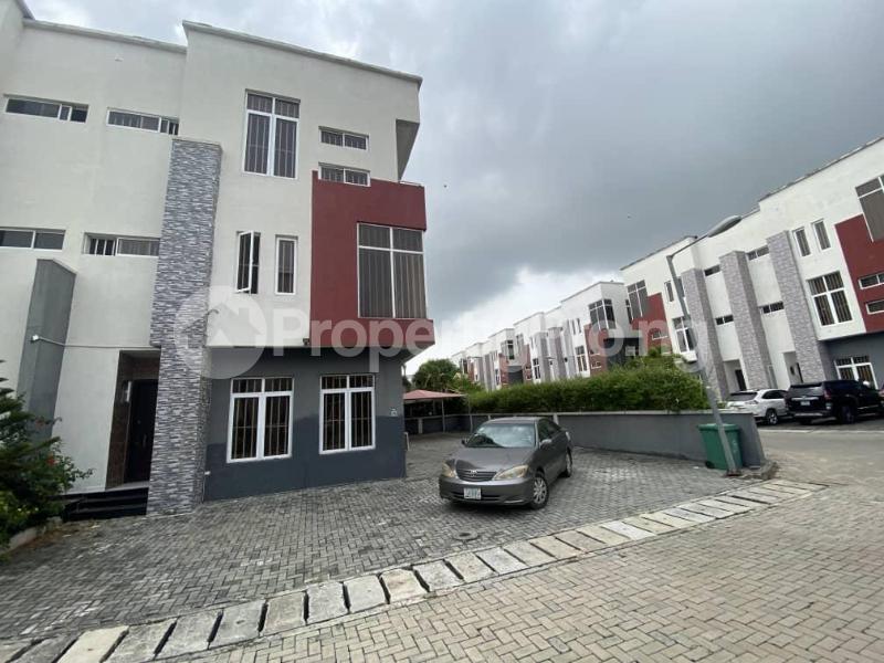 4 bedroom House for rent Osapa london Lekki Lagos