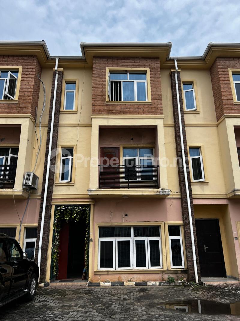 4 bedroom House for sale Osapa london Lekki Lagos
