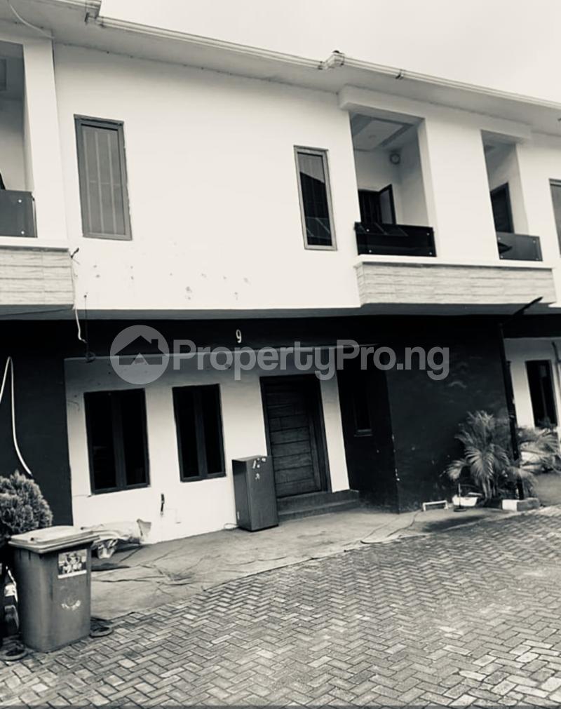 4 bedroom House for rent Conservation Road Lekki chevron Lekki Lagos