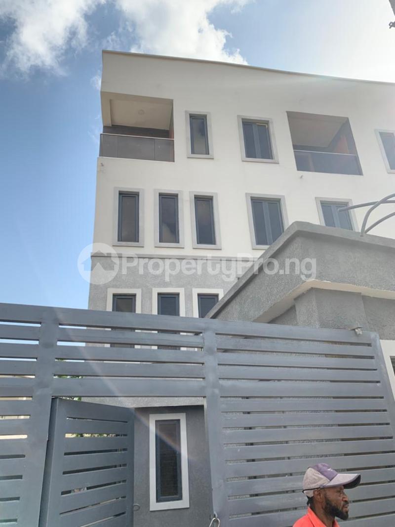 4 bedroom House for sale Maryland Lagos