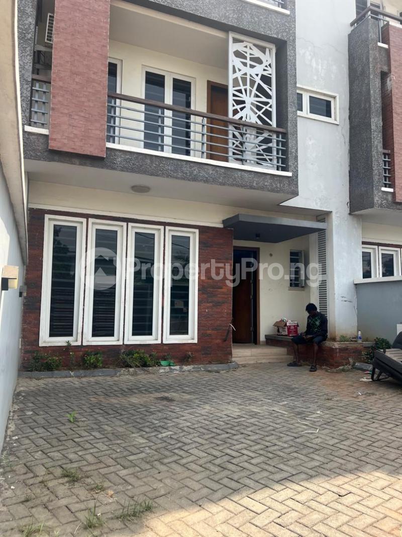 4 bedroom House for sale Adeniyi Jones Ikeja Lagos