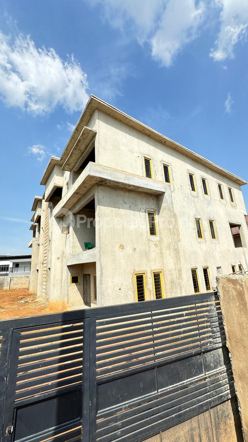 4 bedroom House for sale Life Camp Abuja