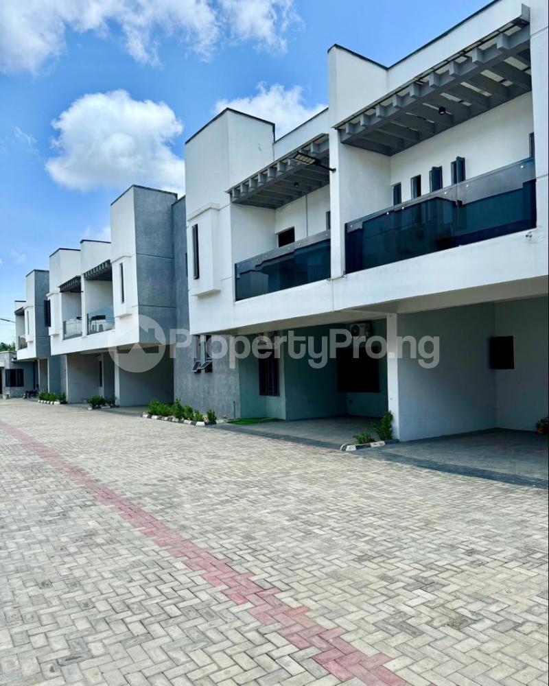 4 bedroom House for rent Ajah Lagos