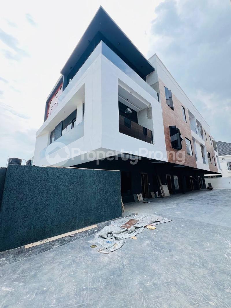 4 bedroom House for sale In A Gated And Secured Estate Lekki Phase 1 Lekki Lagos - 0