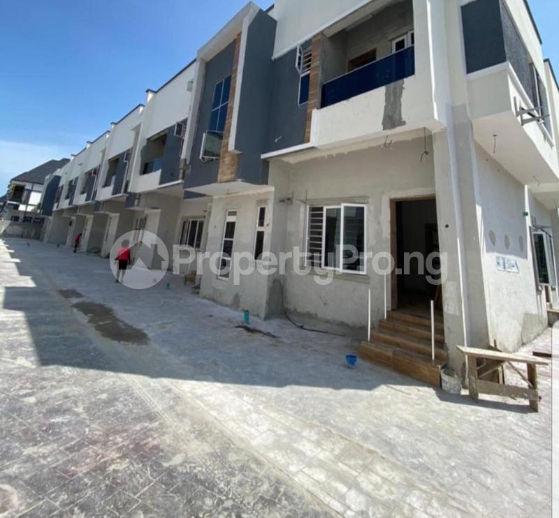 4 bedroom House for sale 2nd Toll Gate Lekki Lagos