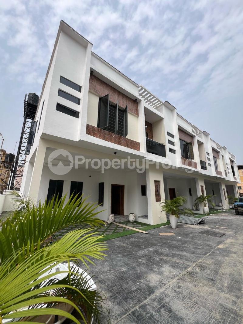 4 bedroom House for sale Igbo-efon Lekki Lagos