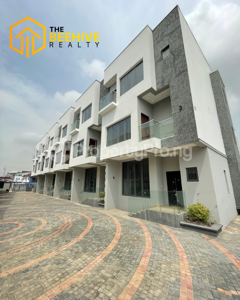 4 bedroom House for rent ONIRU Victoria Island Lagos
