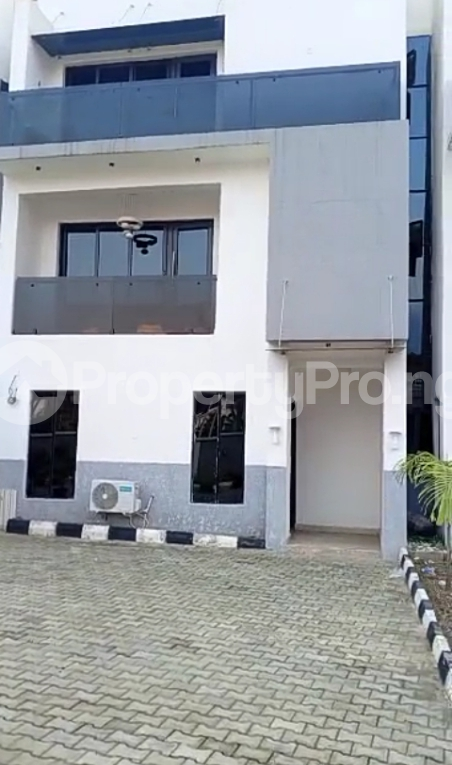 4 bedroom House for rent Fha Guzape Abuja