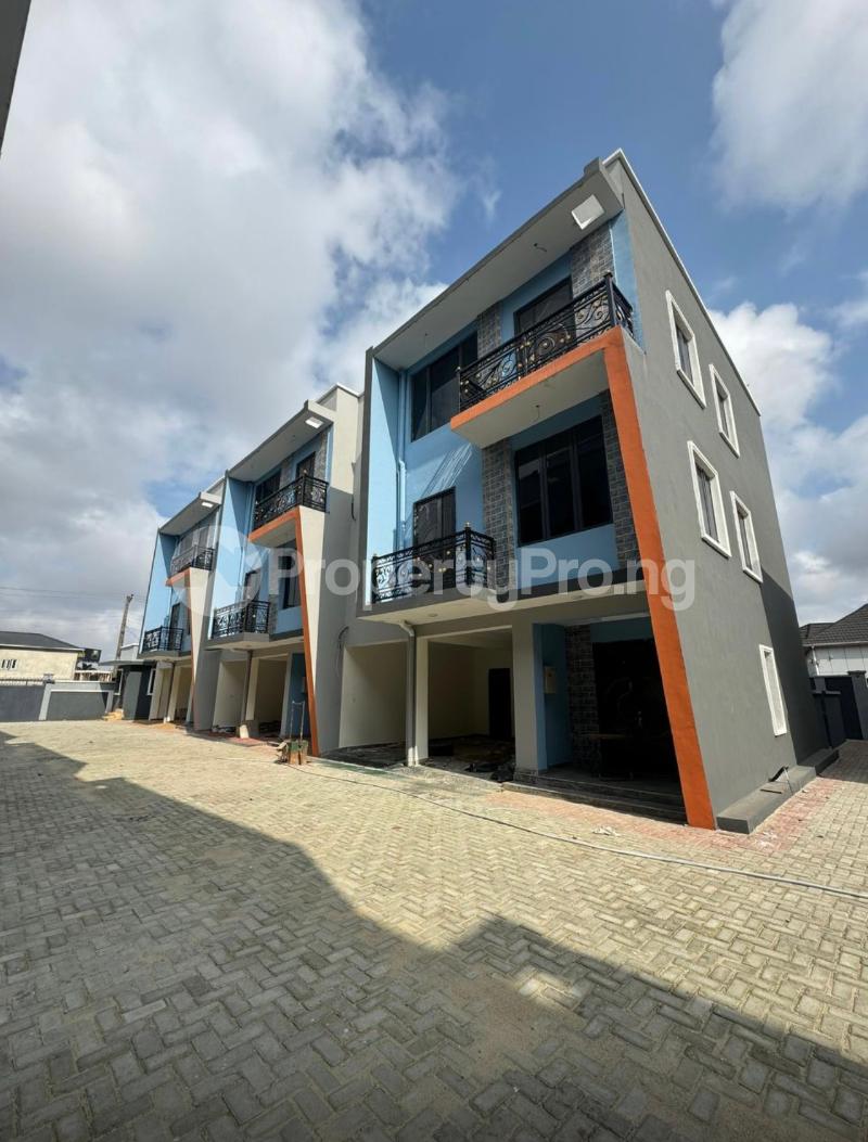4 bedroom House for sale Yaba Lagos Alagomeji Yaba Lagos - 0