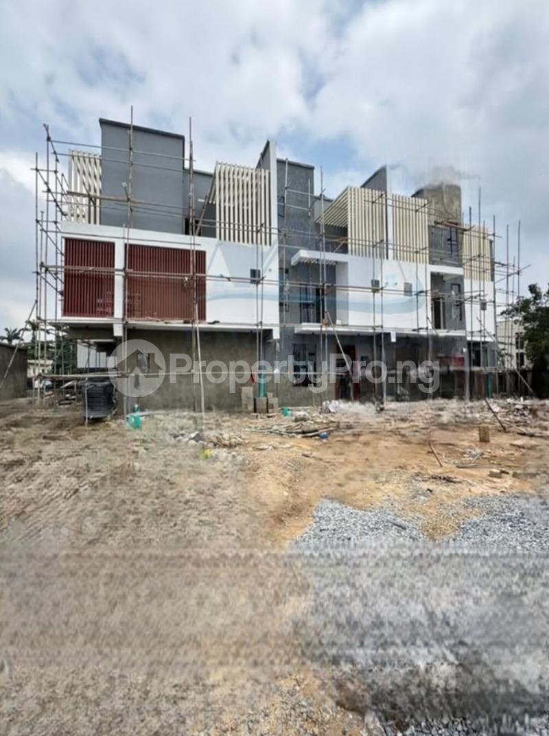 4 bedroom House for sale Adelabu Surulere Lagos