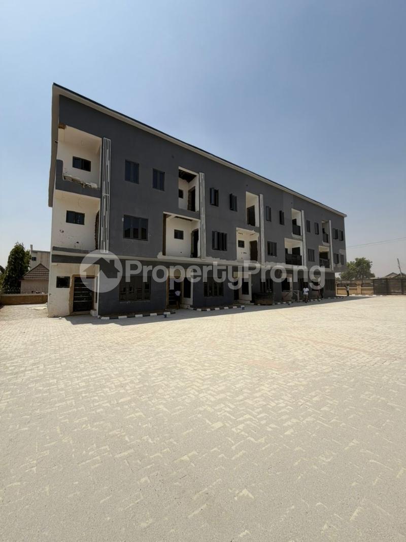 4 bedroom House for sale Life Camp Abuja