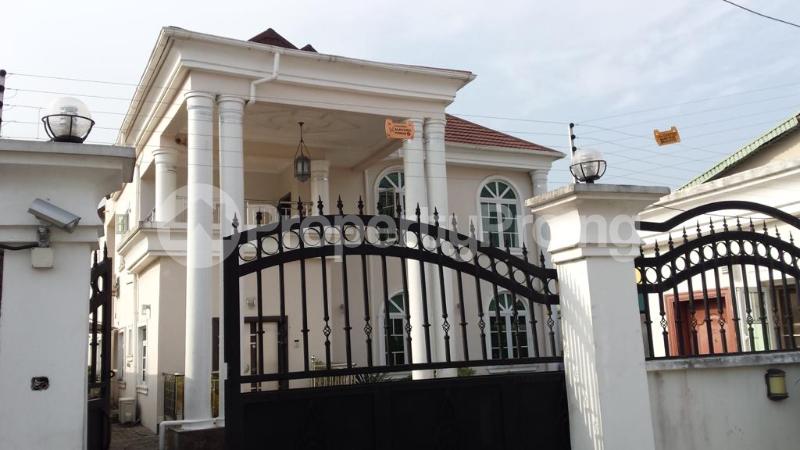 4 bedroom House for sale Heliconia Court Estate Yaba Lagos