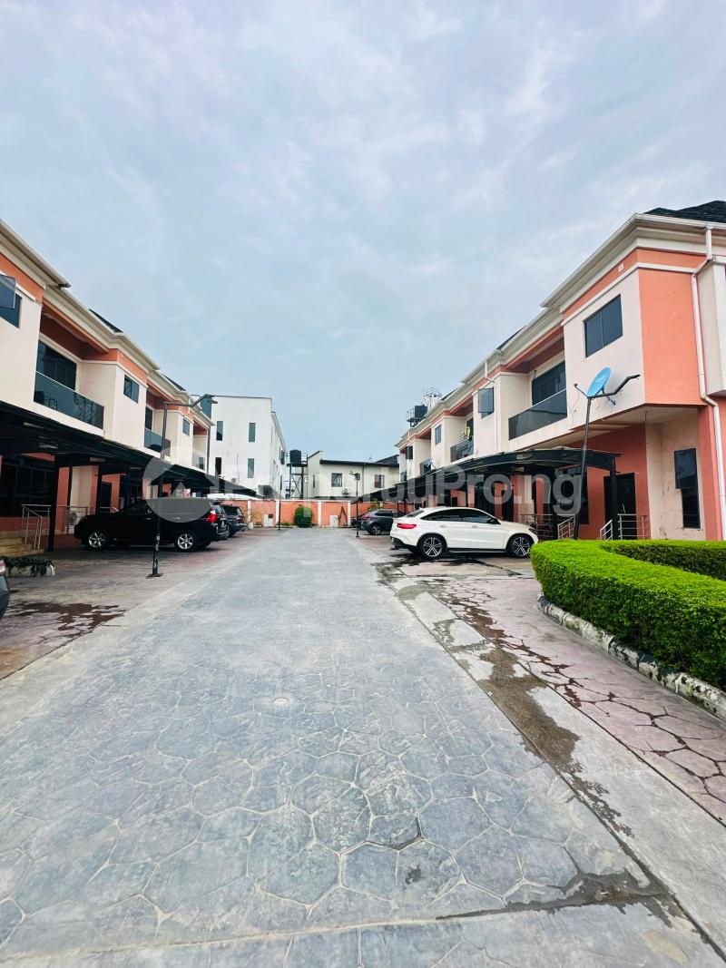 4 bedroom House for rent Ikate Lekki Lagos