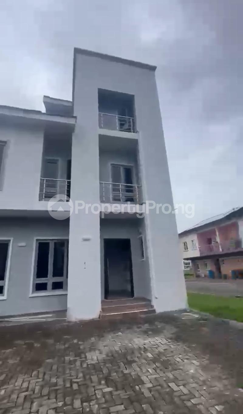 4 bedroom House for rent Abraham Adesanya Ajah Lagos