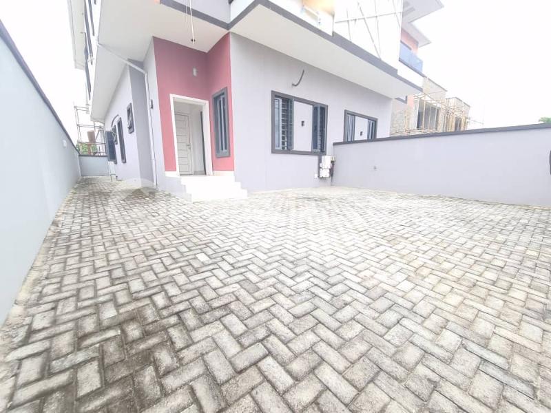 4 bedroom House for sale Osapa london Lekki Lagos