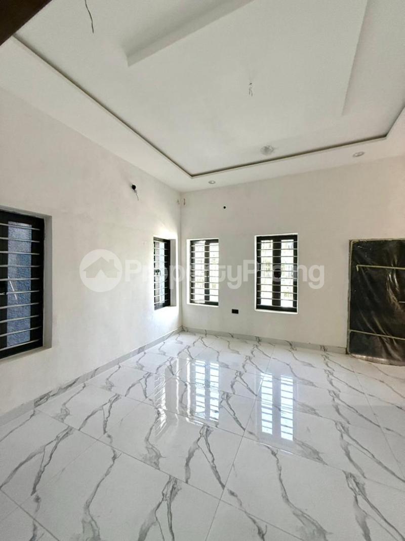 4 bedroom House for sale Guzape Abuja