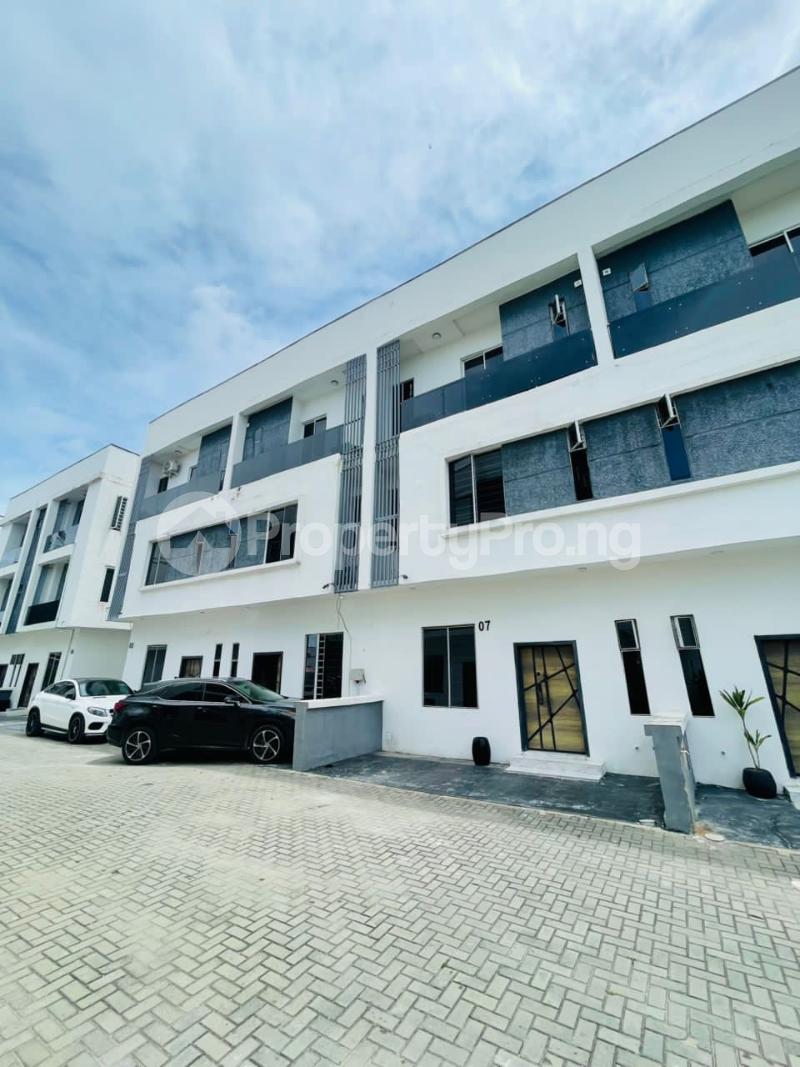 4 bedroom House for sale Osapa london Lekki Lagos