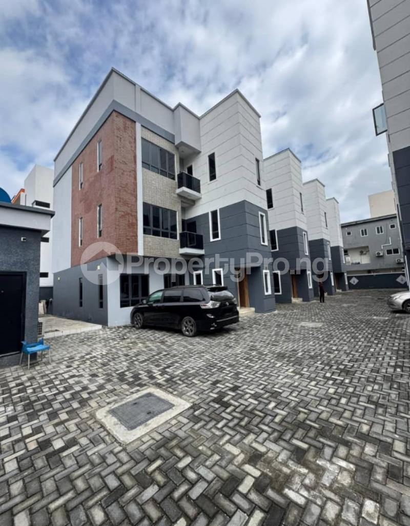 4 bedroom House for rent Ikate Lekki Lagos