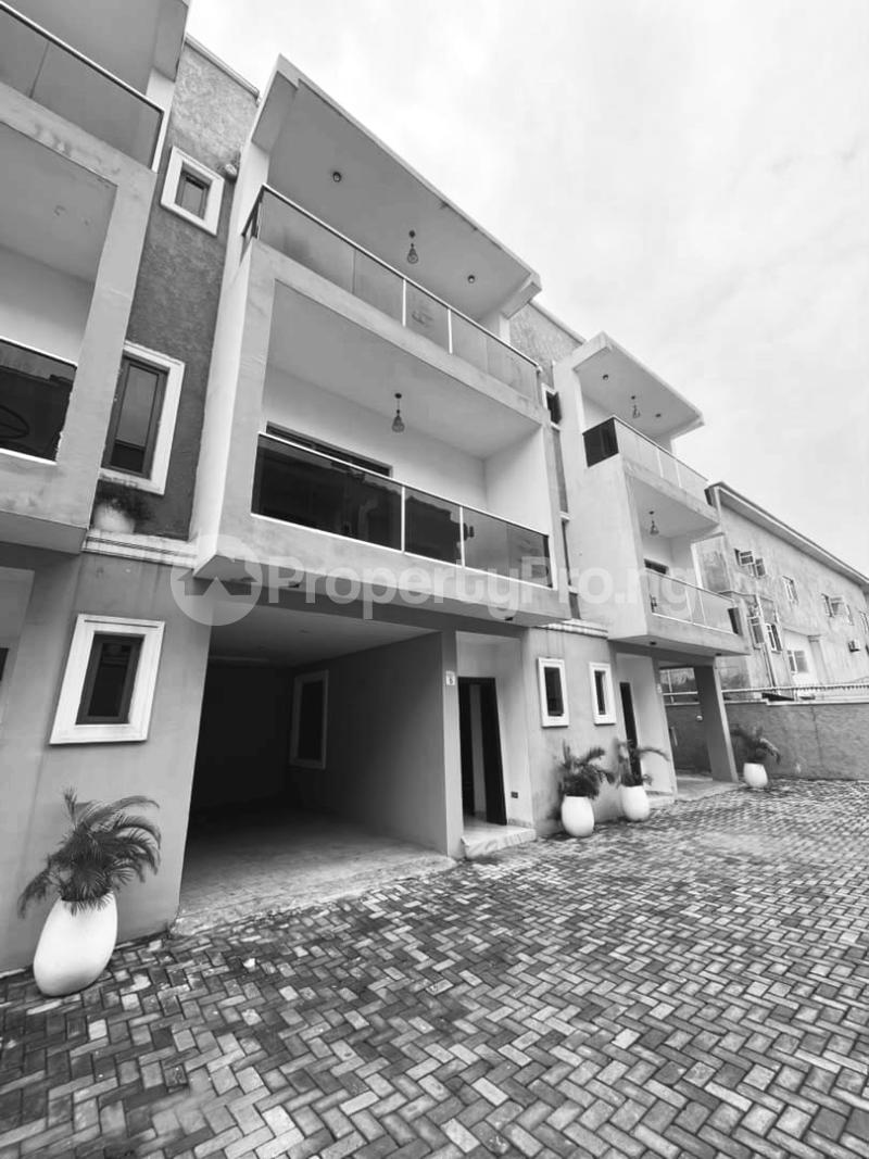 4 bedroom House for rent Estate Ilasan Lekki Lagos