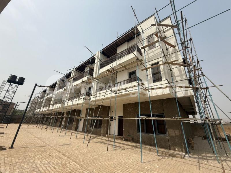 4 bedroom House for sale Mabushi Abuja