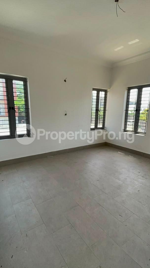 4 bedroom House for rent ONIRU Victoria Island Lagos