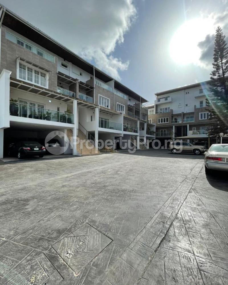 4 bedroom House for sale Banana Island Ikoyi Lagos