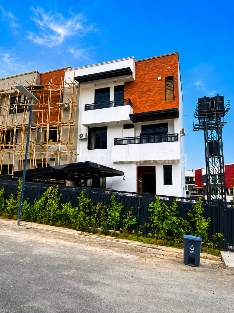 4 bedroom House for sale Off 3rd Avenue Gwarinpa Abuja