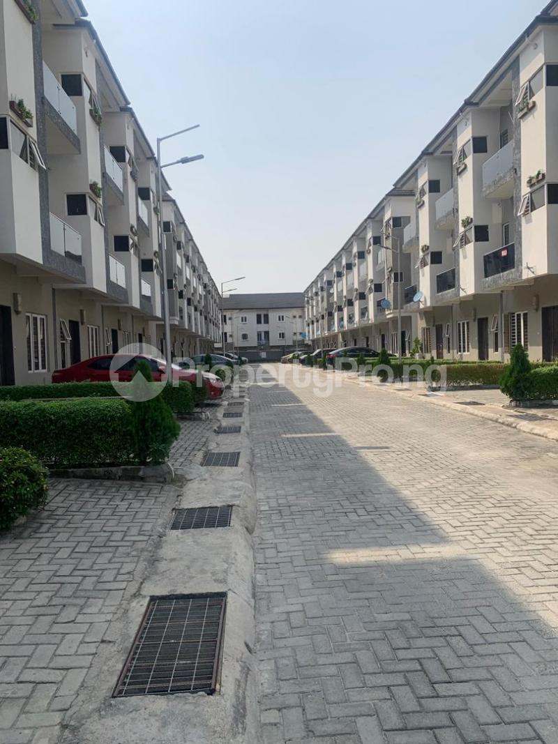 4 bedroom House for rent Ikate Lekki Lagos