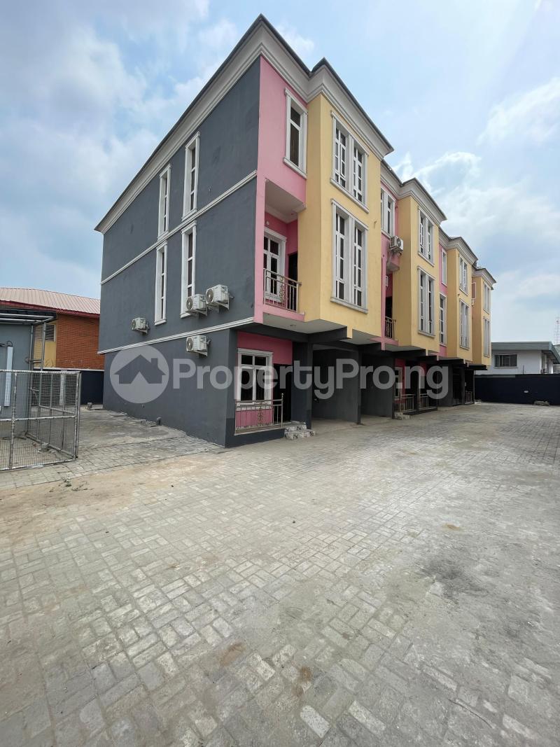 4 bedroom House for sale Onike Akoka Alagomeji Sabo Jibowu Fola Agoro Alagomeji Yaba Lagos