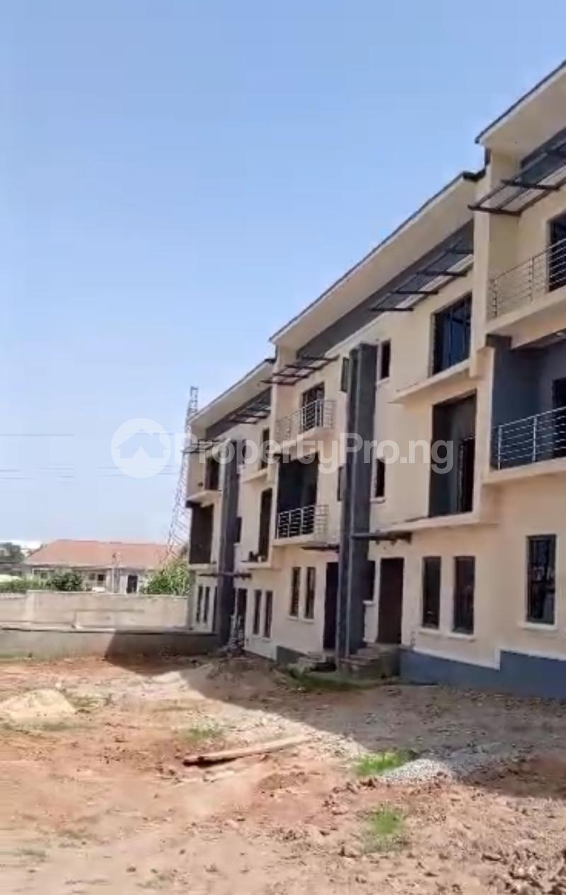 4 bedroom House for sale Guzape Abuja