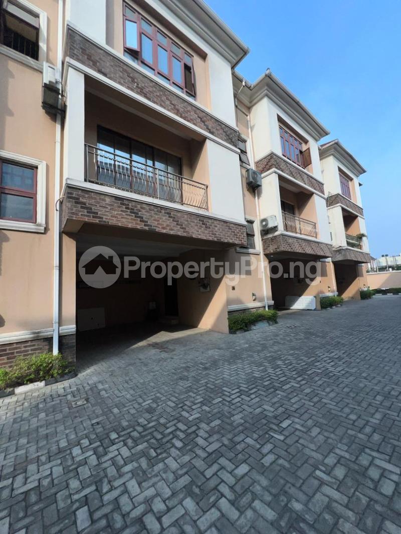 4 bedroom House for sale Sangotedo Ajah Lagos