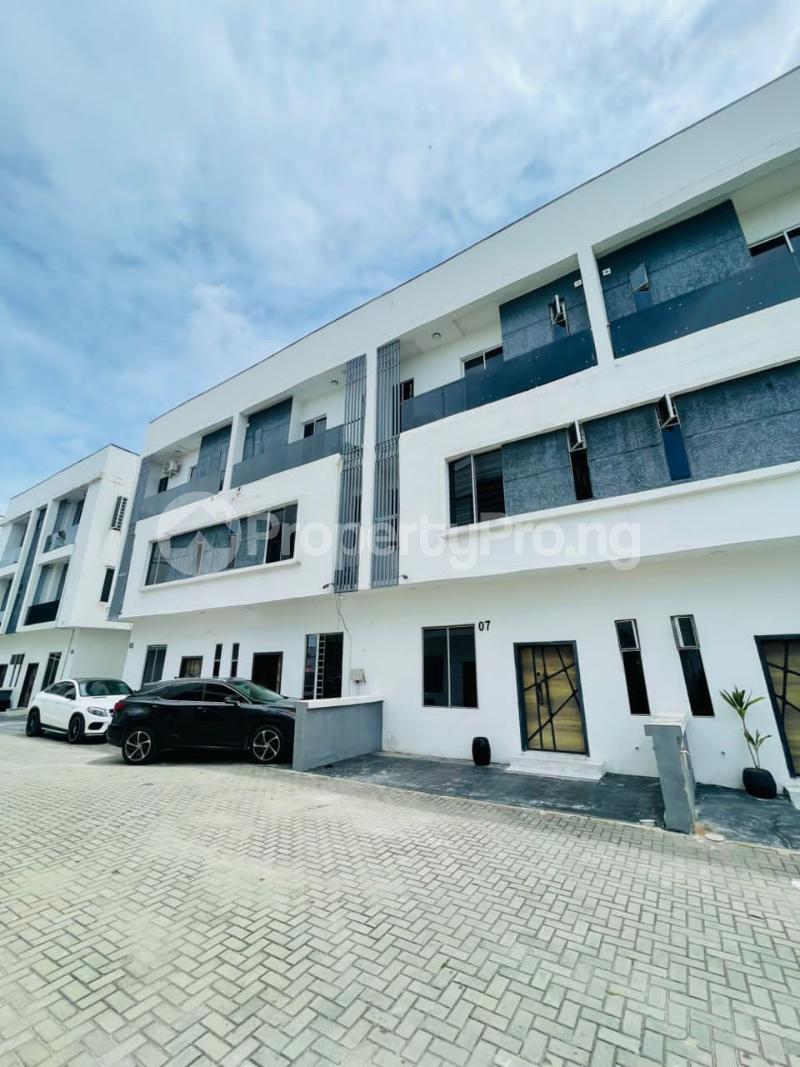 4 bedroom House for sale Osapa london Lekki Lagos