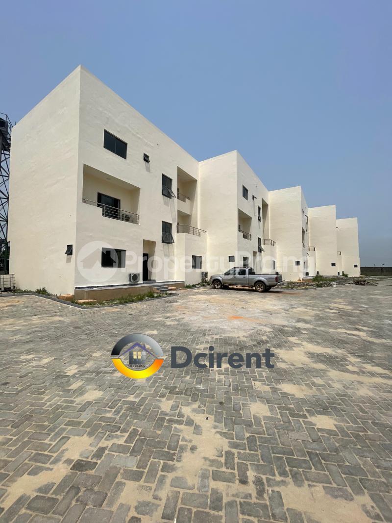 4 bedroom House for rent Osapa london Lekki Lagos