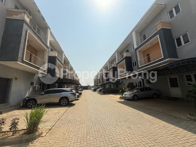 4 bedroom House for sale Jahi Abuja